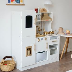 EDULAND Set da Cucina Giocattolo in Legno per Bambini Golden Kids con Suoni ed Erogatore d'Acqua, Divertente Cibo Giocattolo - Product Image 2