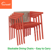 Ensemble de mobilier de jardin confortable pour l'extérieur, chaises en aluminium tressées en corde, table empilable, durable pour les projets d'hôtels et de balcons