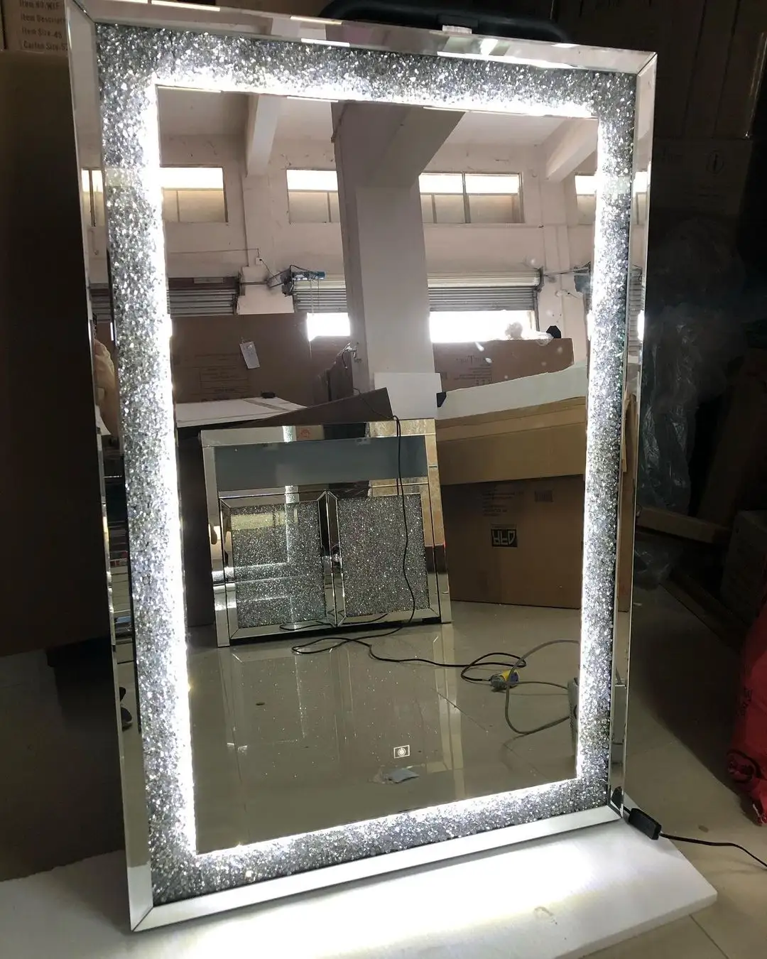 2021 new design floor mirror wall mirror with diamonds and LED light