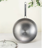 Poêle à frire en titane à trois couches, fabriquée à la main, motif martelé, forgée, antiadhésive, avec couvercle en verre, écologique, en titane pur pour la maison