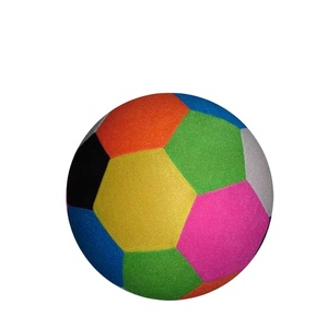Pelota de fútbol de peluche de plástico de colores, barata - Product Image 2
