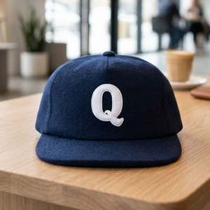 <span class=keywords><strong>Casquette</strong></span> de baseball non structurée à 5 panneaux, bleue, à visière plate, avec logo brodé personnalisé en laine vintage, vente en gros - Product Image 4