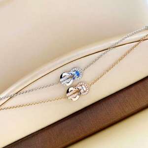 Nouveauté 2025 – Bracelets de luxe pour femme, haute qualité, mode, simples, légers, exquis, en acier inoxydable doré avec zircon en forme de huit - Product Image 6