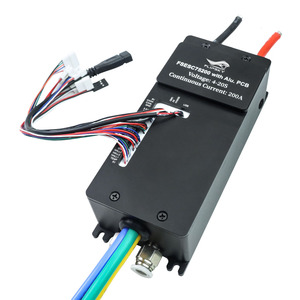 Flipsky 84V <span class=keywords><strong>300A</strong></span> Максимальная 75200 VESC <span class=keywords><strong>ESC</strong></span> водяное охлаждение с Alu PCB для боевого робота для серфинга AGV робот Поддержка UART - Product Image 2
