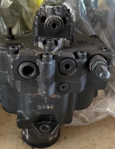 Pompe hydraulique PC26MR-3 pour pièces de rechange d'excavatrice Komatsu 22K-60-21301 Pompe à pistons axiaux de rechange - Product Image 2