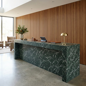 Encimera de Cuarzo de Ingeniería con Vetas Blancas y Verde Esmeralda Personalizada para Recepción de Hotel Moderno, Encimera de Cocina - Product Image 3