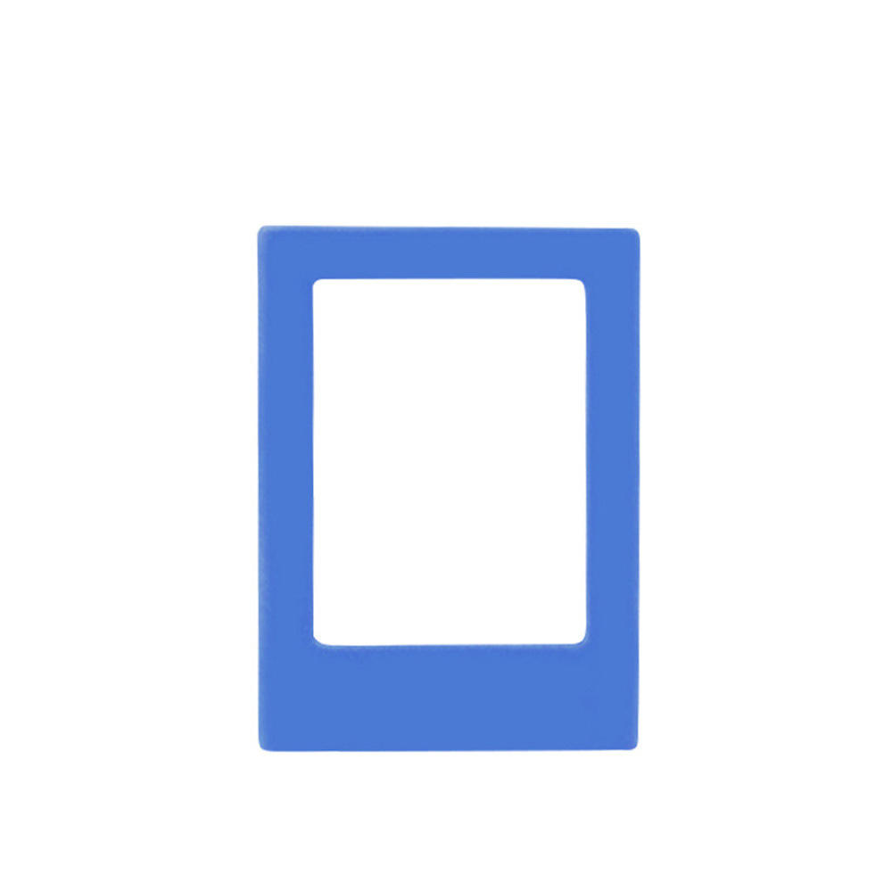 El agua de mar es de un azul profundo.