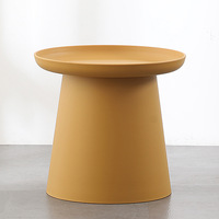 Table basse en plastique de style nordique moderne, meubles de salon, petite table d'appoint simple pour appartement, table minimaliste pour balcon