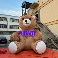 Mascotte d'ours brun gonflable en tissu peluche de taille personnalisée, ours gonflable avec t-shirt noir en ballon