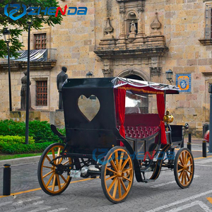 <span class=keywords><strong>Carruaje</strong></span> turístico cómodo de lujo europeo personalizado/<span class=keywords><strong>carruaje</strong></span> eléctrico sin caballos/dos filas de carruajes negros y rojos - Product Image 5