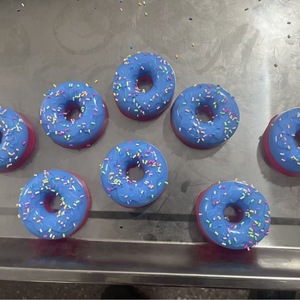 Simulation Donut Squeeze Toy, Funny and Cute Design Stress Relief <b>Squishy</b> Toy - Product Image 4