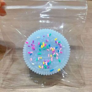 TOYSRUNNER Lot familial de 36 jouets moelleux à presser, ensemble de jeux de pincement pour activités de groupe et fêtes, en matériau TPR - Product Image 4