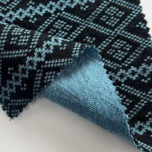 Tela Jacquard de Doble Cara, 50% <span class=keywords><strong>Lana</strong></span> <span class=keywords><strong>Merino</strong></span>, 50% Polipropileno, Tela de Alta Gama para Prendas con Textura Tridimensional - Product Image 3