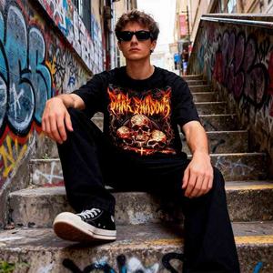 Nouvelle Arrivée 2026 T-shirt Unisexe 100% Coton Coupe Oversize Imprimé Graphique Crâne et Flammes Style Urbain Vintage Coupe Boxy pour Homme - Product Image 2