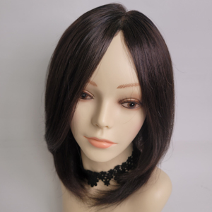 Perruque en cheveux humains Bob légère de 10 pouces, à clipser, avec bonnet respirant pour les patients en chimiothérapie, couleur naturelle, nouée à la main, petite taille - Product Image 1