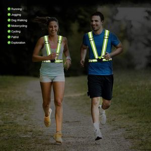 <span class=keywords><strong>Gilet</strong></span> réfléchissant pour la course à pied, lot de 2 gilets de sécurité haute visibilité pour le cyclisme, le jogging, la course à pied, la marche, réglables pour hommes, femmes et enfants - Product Image 5