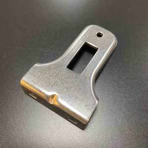 Vente directe d'usine Porte manuelle en fer galvanisé à enroulement avec pare-chocs renforcé pour porte à enroulement - Product Image 6