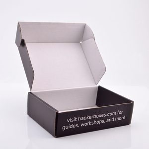 Boîtes <span class=keywords><strong>d</strong></span>'expédition en carton ondulé noir mat personnalisées petite enveloppe postale avec logo en relief pour les produits électroniques 3C - Product Image 2