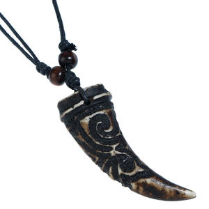 Ingrosso nuova zelanda Maori collana tribale gioielli in resina hawaiana intagliata Tune Fish Bone gancio collana pendente per gli uomini - Product Image 3