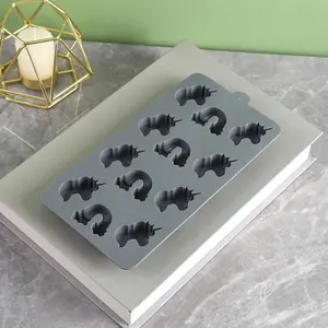 OEM muestra gratis 12 agujeros forma de unicornio molde de silicona para dulces bandeja de cubitos de hielo de silicona molde de <span class=keywords><strong>Chocolate</strong></span> del arco iris Moldes Para Hornear - Product Image 6