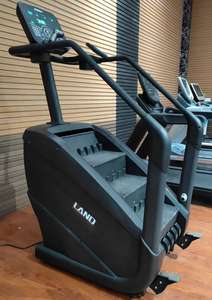 Équipement de gymnastique commerciale Land Fitness Stair Master Cardio Machine pour l'escalade <span class=keywords><strong>d</strong></span>'<span class=keywords><strong>escalier</strong></span> de <span class=keywords><strong>musculation</strong></span> - Product Image 6