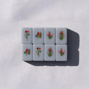Juego de mahjong americano moderno estilo Brooklyn, color azul claro, 160 piezas, lujosas y hermosas fichas de mahjong de acrílico para una noche de juego elegante. - Product Image 3
