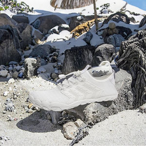 Chaussures aquatiques multifonctionnelles unisexes respirantes en maille pour la randonnée en plein air, la pêche et les voyages, avec semelle intérieure en caoutchouc durable - Product Image 2