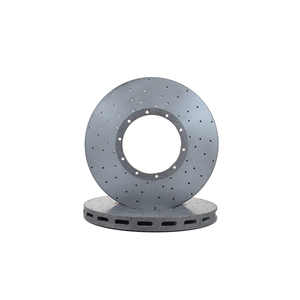 Disques de frein carbone-céramique spécifiques au Nissan GT-R 2011 (à utiliser avec des étriers de frein de course) - Product Image 2