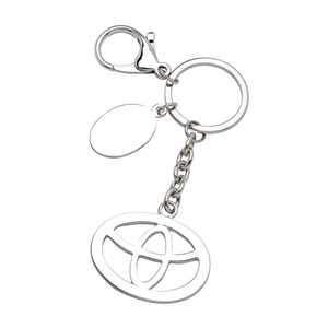 Portachiavi Toyota in Metallo con Logo, Accessorio per Chiavi Auto - Product Image 2