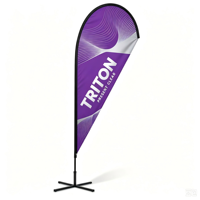 Drapeau plume publicitaire extérieur avec graphisme interchangeable pour affichage en centre commercial