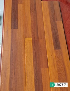 Suelos Laminados Modernos de Alta <span class=keywords><strong>Calidad</strong></span> y Bajo Costo, 8mm 12mm HDF AC1 AC2 AC3, Instalación con Sistema de Clic, Resistentes al Desgaste - Product Image 2