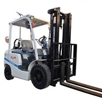 Chariot élévateur GPL d'occasion TCM 3T, 3 tonnes, double carburant, déplaceur latéral hydraulique, pneus pleins, mât à deux étages, modèle 2024, moteur Isuzu 100%