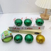 Édition Noël Monstre Vert Pelucheux Grinch 8,5 cm – Jouet Anti-Stress Amusant à Presser – Boîte Mystère Créative – Cadeau Amusant pour Soulager le Stress