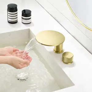 デッキマウントホットおよびコールドベイスンタップ3穴ダブルハンドル広範囲のバスルーム洗面器蛇口セット