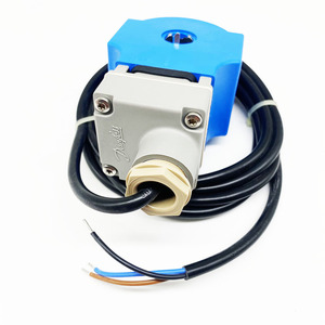 Nuovissimo convertitore di segnale originale ESIC BM024D solenoide 018 z0290 in magazzino - Product Image 5