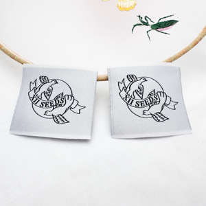 Dệt Tư Nhân Trắng Nhãn May Mặc Quần Áo Nhà Sản Xuất Vải Thẻ Sắt Trên Cổ Bông Tùy Chỉnh Thực hiện Logo Nhãn Cho Quần Áo - Product Image 2