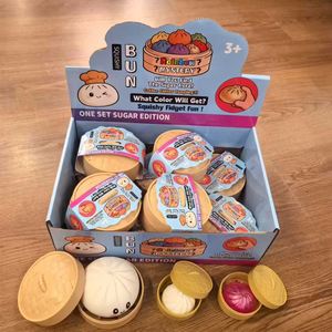 Mini Juguetes Blandos Sorpresa Hechos a Mano - Forma de Dumpling Sensorial para Niñas y Niños - Product Image 2