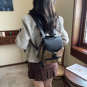 Sac à dos de luxe pour femme, fabriqué en PU, sac à bandoulière multifonctionnel pour les voyages avec doublure en polyester. 2846 - Product Image 4