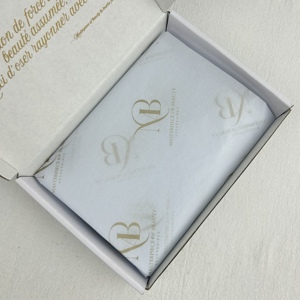 Fabrika fiyat özel <span class=keywords><strong>Logo</strong></span> baskılı dokulu kağıt hediye ambalaj yüksek kalite kişiselleştirilmiş beyaz ince ambalaj kağıdı - Product Image 1
