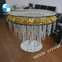 Décoration de mariage de luxe 2 couches de table à gâteau ronde en cristal avec cristaux suspendus