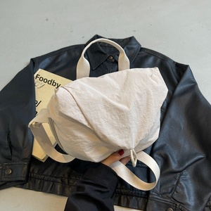 Sac à main carré léger en nylon imperméable avec fermeture magnétique 2026, doublure en polyester, porté épaule/bandoulière pour femme - Product Image 1
