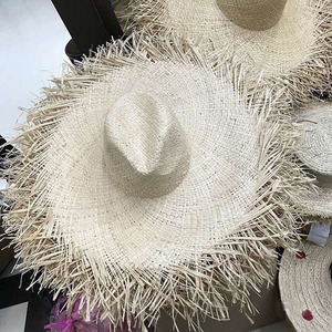 <span class=keywords><strong>Chapeau</strong></span> <span class=keywords><strong>de</strong></span> <span class=keywords><strong>paille</strong></span> vintage en raphia italien unisexe tissé à la main <span class=keywords><strong>Chapeau</strong></span> Fedora en <span class=keywords><strong>paille</strong></span> raphia corps - Product Image 4