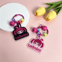 Porte-clés en acrylique double style personnalisé avec logo, motif personnage de dessin animé, perle clochette, pendentif de sac, vente en gros directe usine