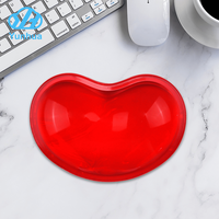 Repose-poignet pour souris en cristal transparent, tapis de souris en silicone souple en forme de cœur, tapis antidérapant pour la maison, le bureau, les jeux, comme décoration pour PC et ordinateur portable