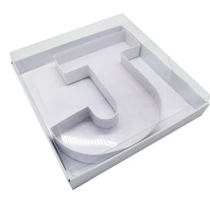 Assiette en carton blanche en forme de lettre pour sushis, desserts et plateaux de collations - Product Image 4