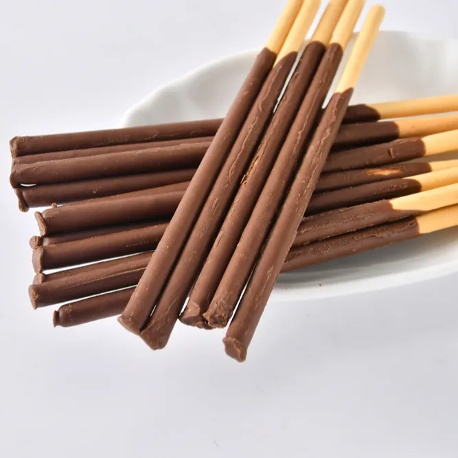 Wholesale 26g/36g/40g biscuits and snacks food sweet chocolate sticks