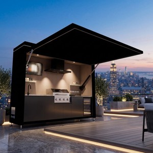Isla de Cocina Exterior con Persiana Enrollable Manual, Parrilla de Gas de 7 Quemadores, Placa de Inducción, Fregadero de Acero Inoxidable, Refrigerador, Isla de Barbacoa Inteligente - Product Image 1