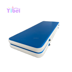 <span class=keywords><strong>Tapis</strong></span> <span class=keywords><strong>de</strong></span> gymnastique <span class=keywords><strong>gonflable</strong></span> sur piste d'air personnalisé <span class=keywords><strong>tapis</strong></span> d'entraînement en PVC disponible en longueurs <span class=keywords><strong>de</strong></span> 3m <span class=keywords><strong>4m</strong></span> 6m avec 10cm 20cm d'épaisseur pour une utilisation en salle <span class=keywords><strong>de</strong></span> sport - Product Image 6