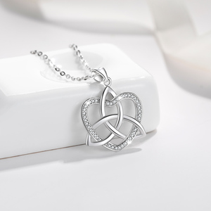Colgante de Plata de Ley 925 con forma de corazón, Gargantilla con nudo irlandés celta, para mujeres - Product Image 2