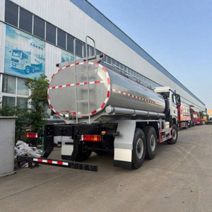 Camion-citerne à huile et carburant Shacman 6x6 tout-terrain 6AWD de Chine, capacité de 16 000 litres, prix - Product Image 4